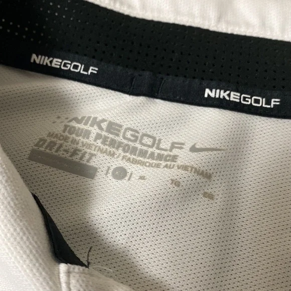 Men’s Nike dry-fit golf shirt.  Size XL - Picture 2 of 4